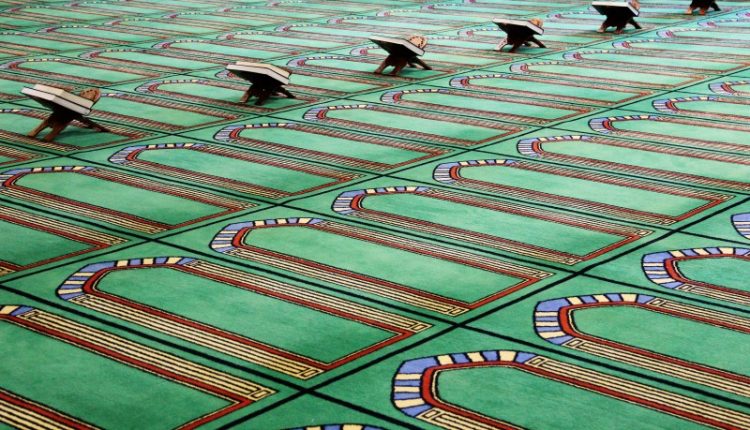 Kenapa Jumlah Rakaat Shalat Wajib Tidak Semua Sama-dakwah.id