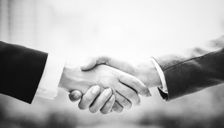 Uhibbuka Fillah, Ungkapan Cinta Karena Allah-dakwah.id
