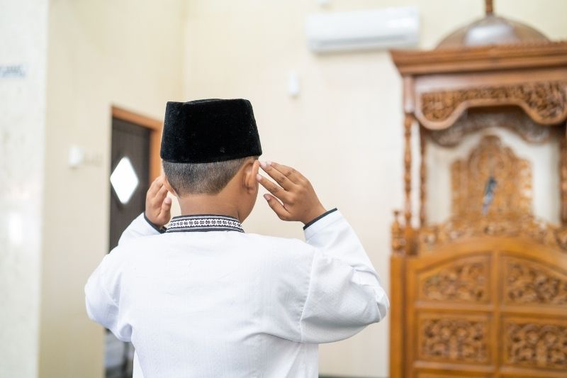 Kesalahan Orang Tua dalam Mendidik Anak dakwah.id