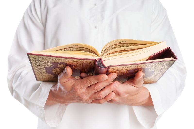 khutbah jumat pentingnya keberadaan ulama di tengah umat dakwah.id