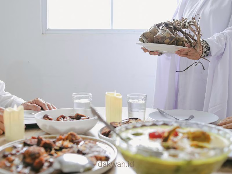 Gambar 5 Dosa yang Sering Dilakukan Tanpa Sadar Saat Idul Fitri dakwah.id