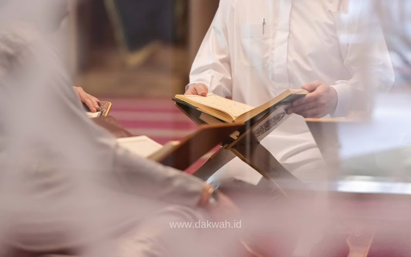 materi khutbah jumat tanda cinta allah kepada hambanya dakwah.id